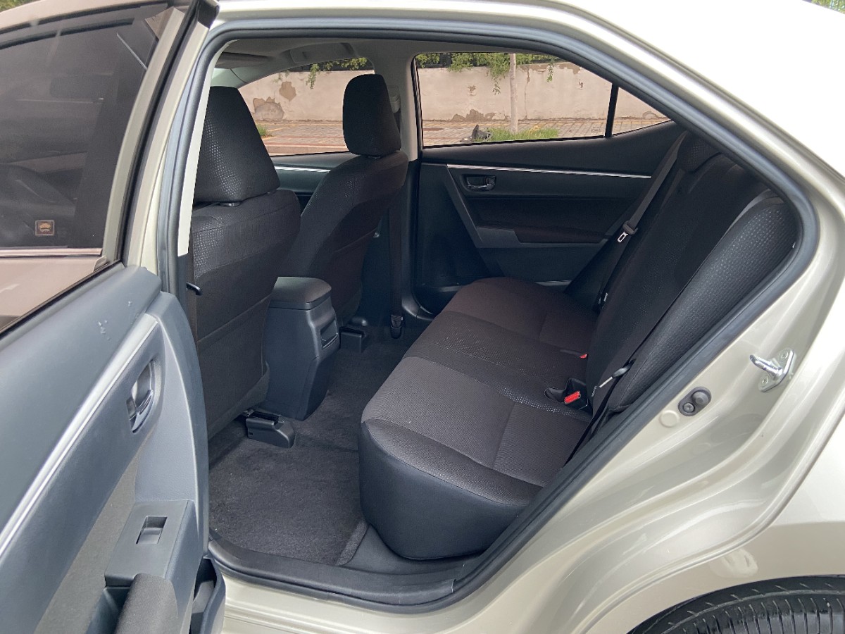 Toyota Corolla 2018 #9 Toyota Corolla 2018 car image #9