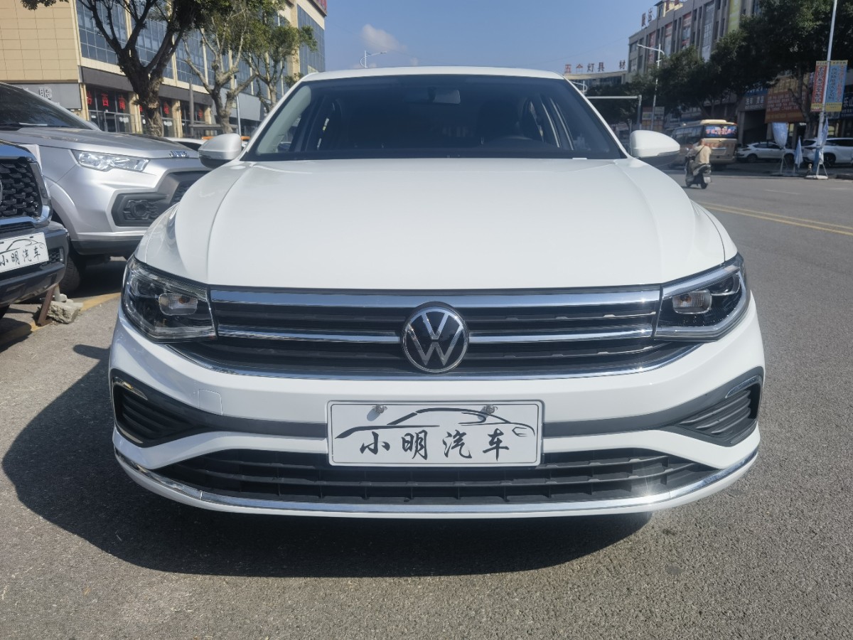 Volkswagen Bora 2025 car image #2