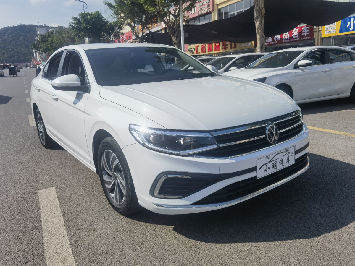 Volkswagen Bora 2025 car image #3