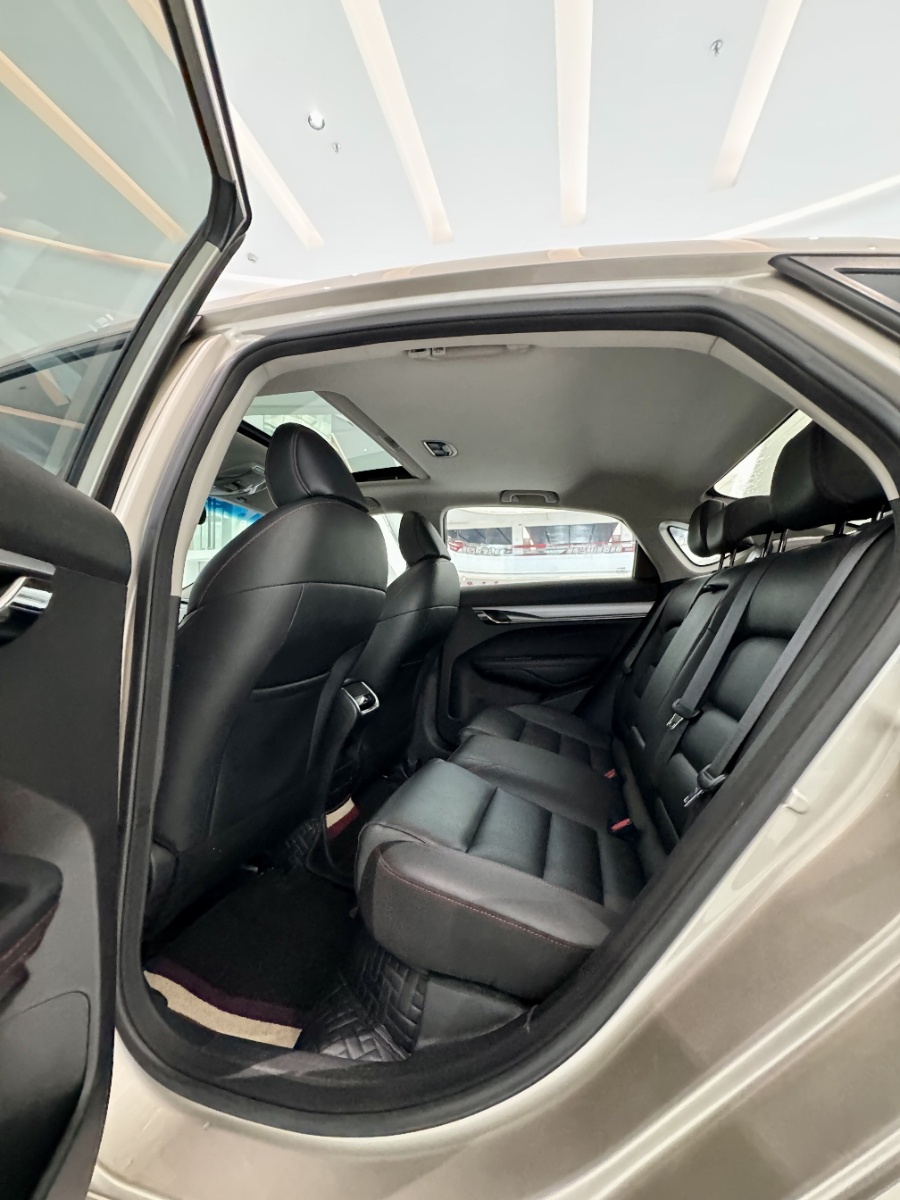 GEELY Binray 2020 car image #7