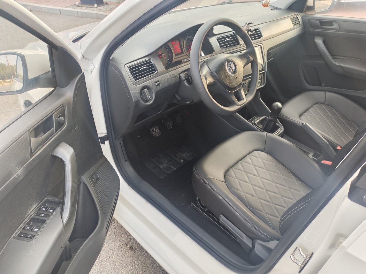 Volkswagen Santana 2019 #7 Volkswagen Santana 2019 car image #7