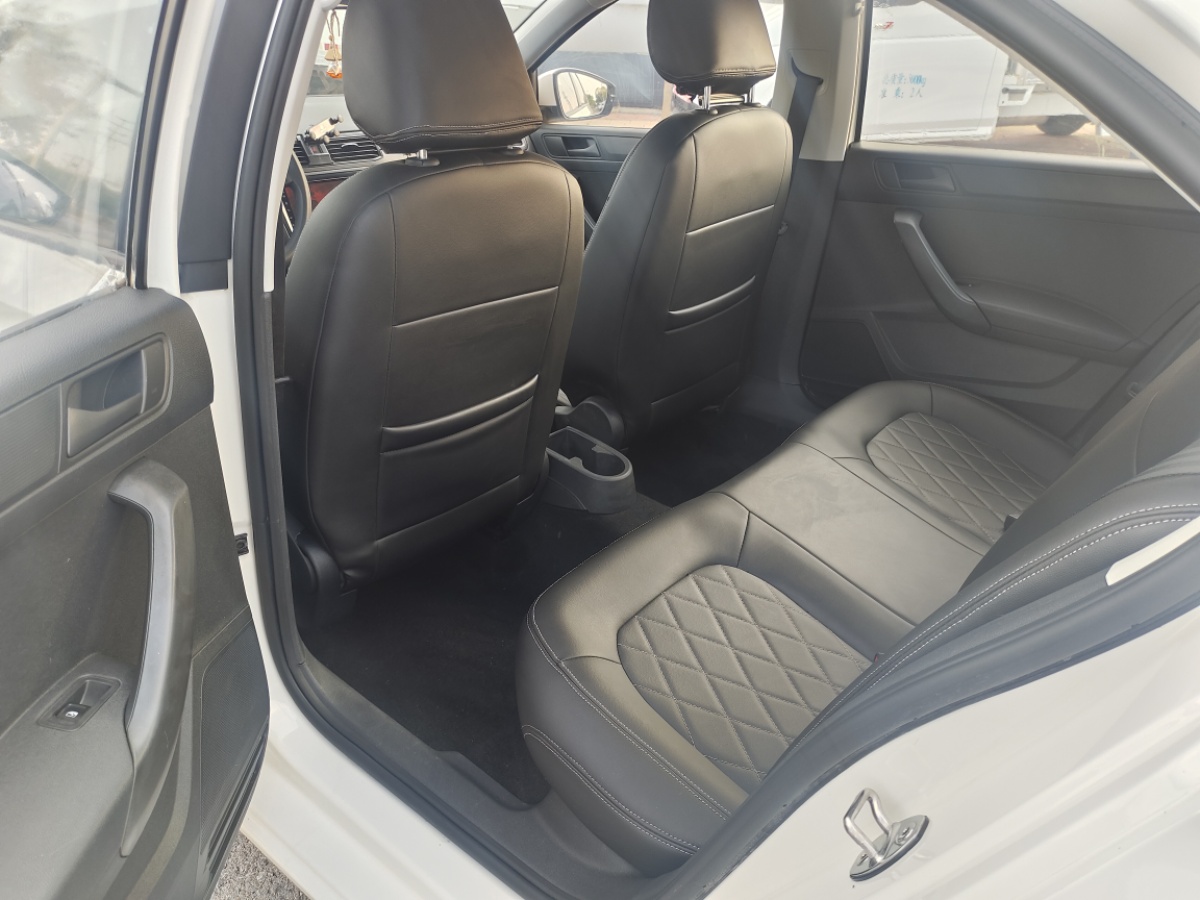 Volkswagen Santana 2019 #8 Volkswagen Santana 2019 car image #8