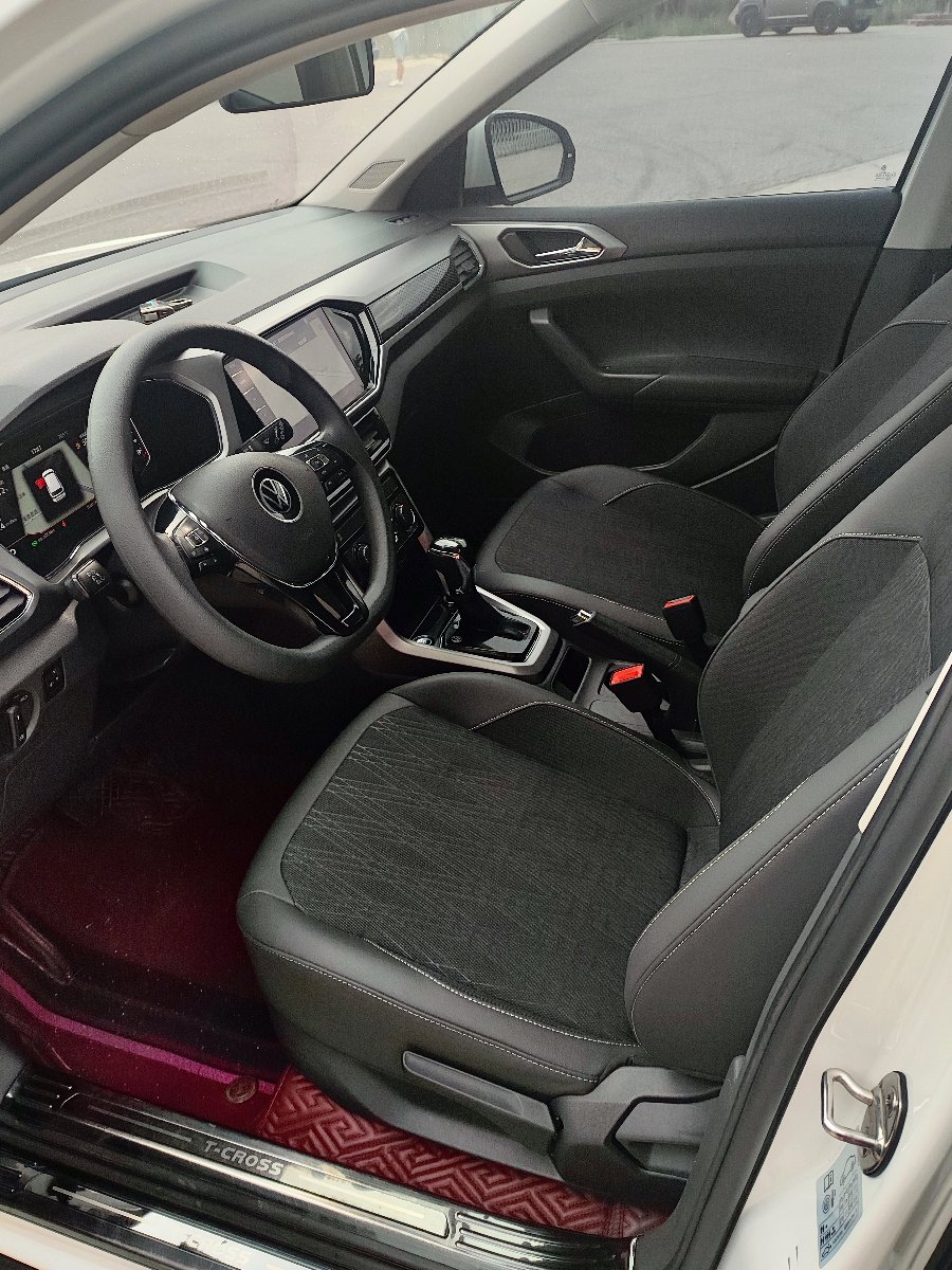 Volkswagen T-Cross 2022 car image #4