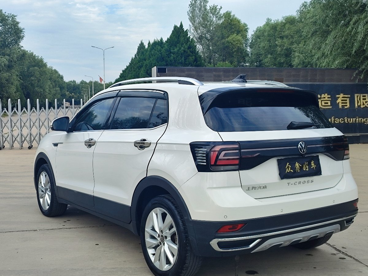 Volkswagen T-Cross 2022 car image #7