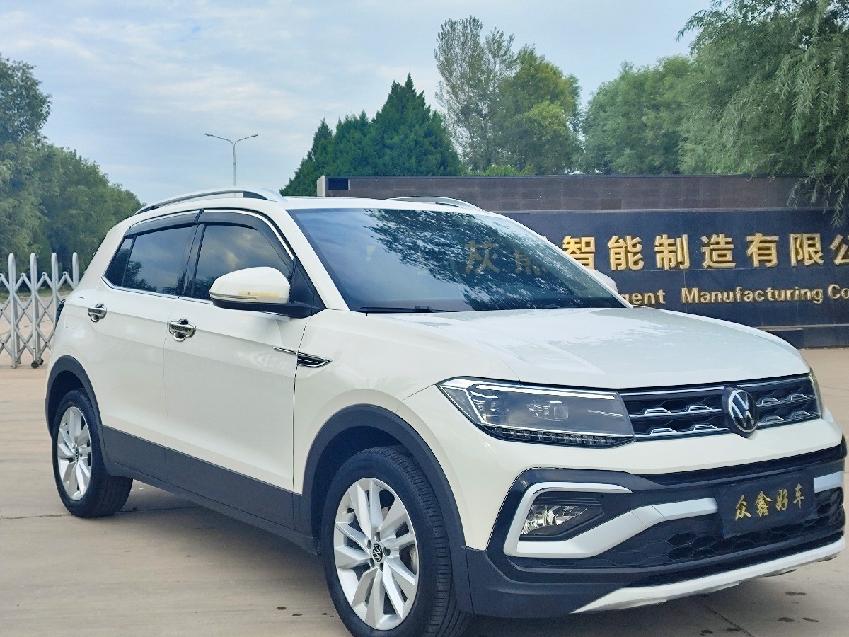Volkswagen T-Cross 2022 car image #3