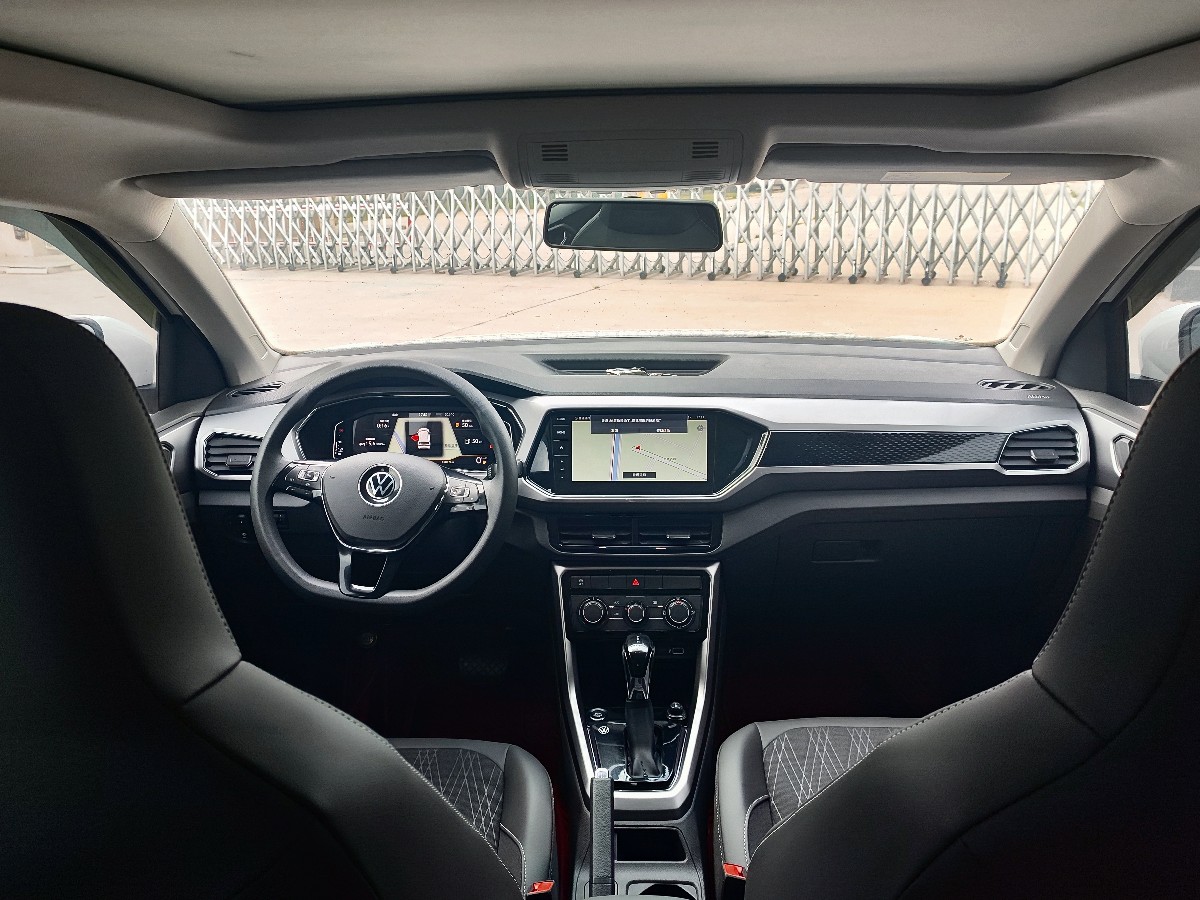 Volkswagen T-Cross 2022 car image #6