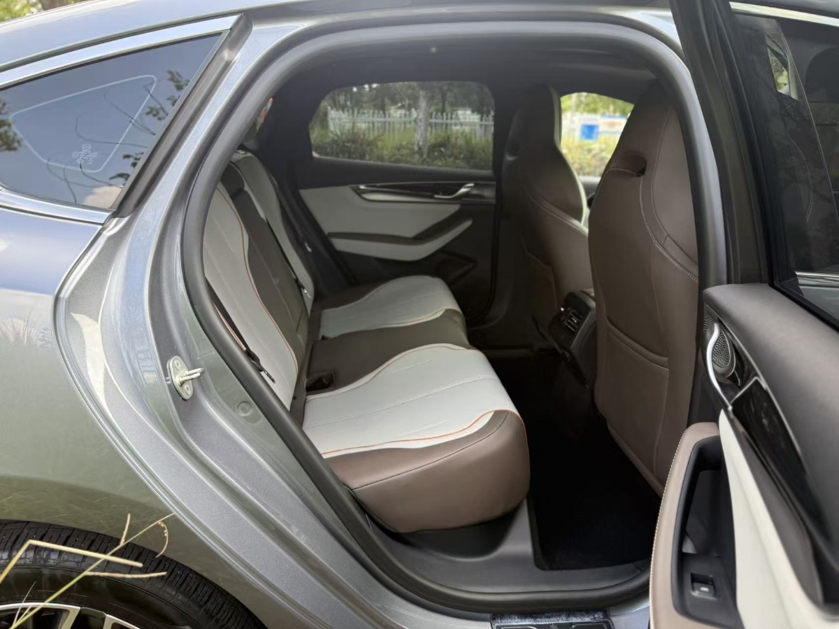 BYD Qin Plus 2024 #15 BYD Qin Plus 2024 car image #15