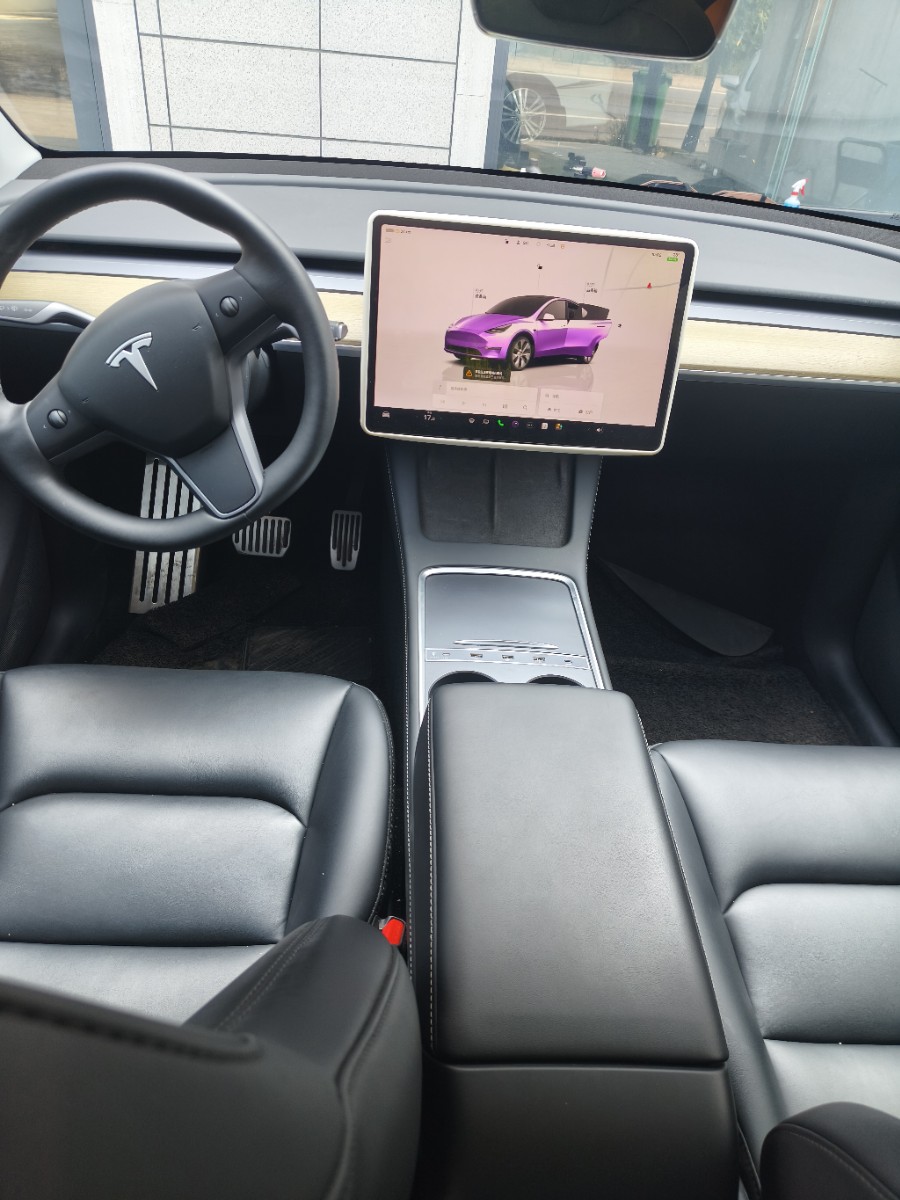 Tesla Model Y 2023 #4 Tesla Model Y 2023 car image #4