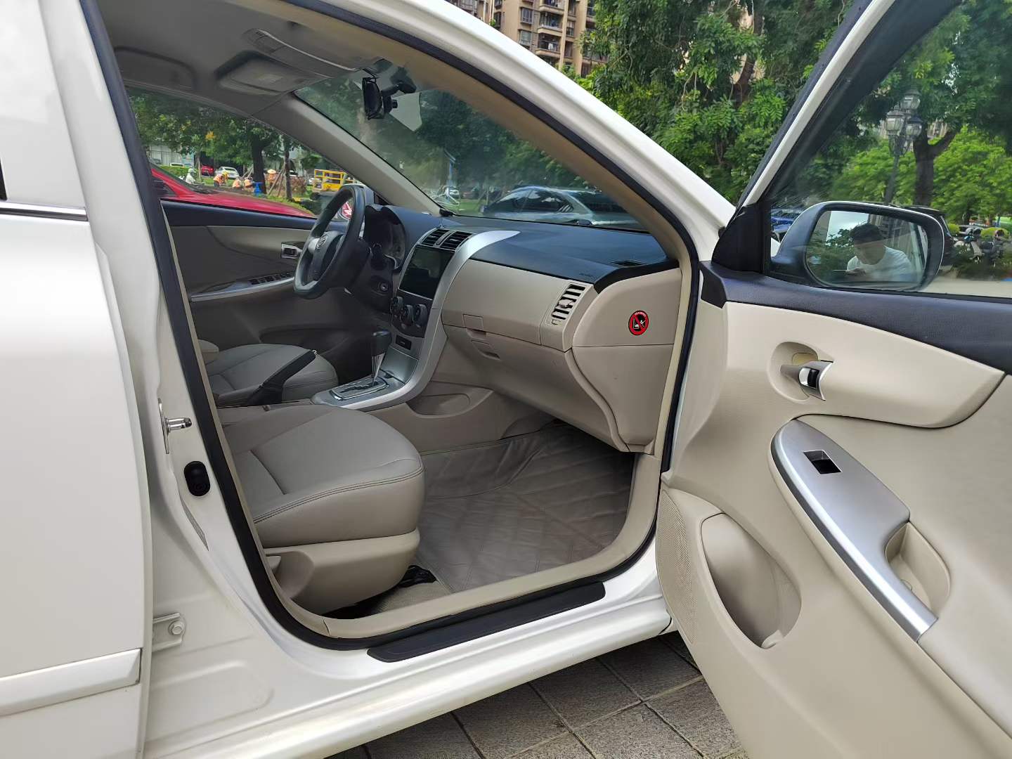 Toyota Corolla 2012 car image #6