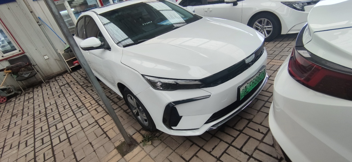 GEELY Emgrand L HiP 2023 car image #2