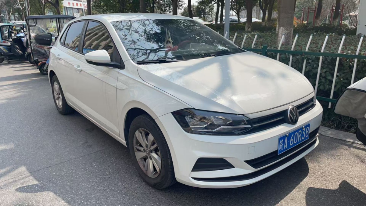 Volkswagen Polo 2023 car image #2