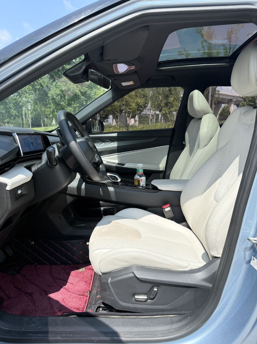 GEELY Boyue 2023 car image #7
