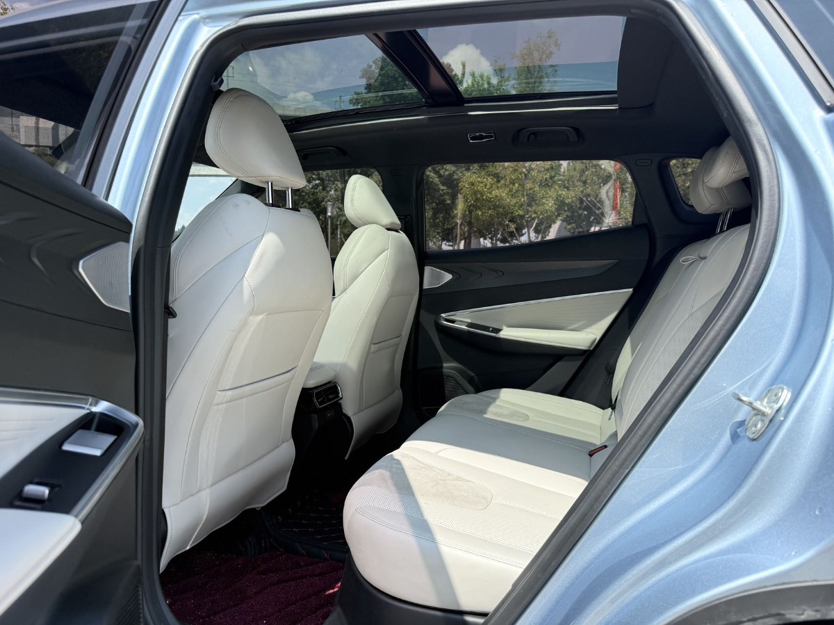 GEELY Boyue 2023 car image #8
