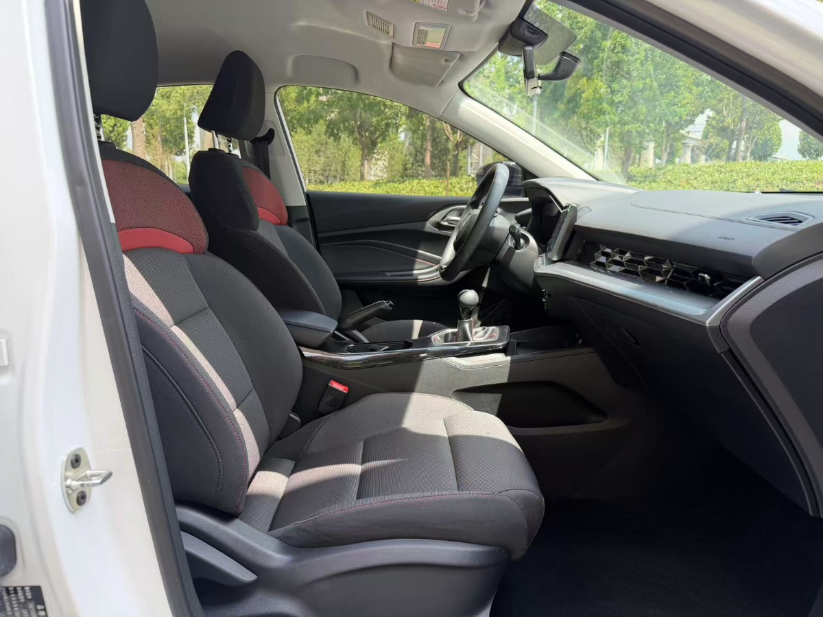 MG 5 2023 imagem de carro #9
