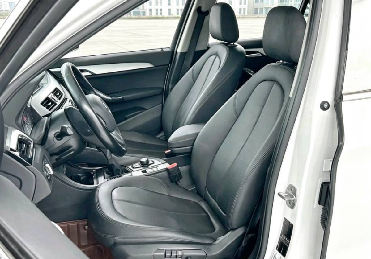 BMW X1 2018 #6 BMW X1 2018 car image #6