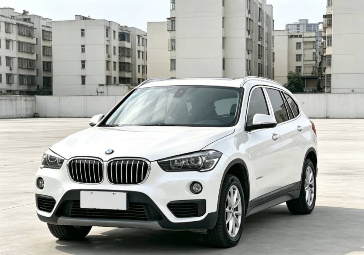 BMW X1 2018 BMW X1 2018 car image