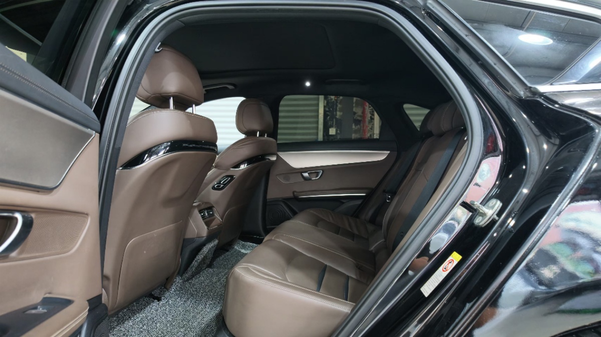 BYD Han 2021 car image #6