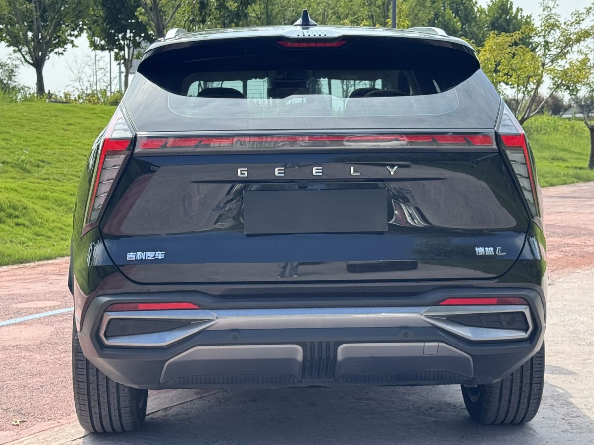 GEELY Boyue L 2023 car image #5
