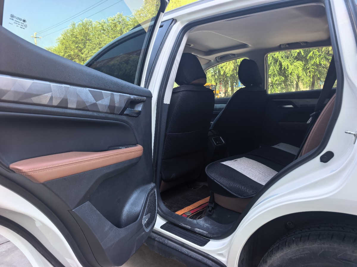 GEELY Vision X6 2024 car image #6