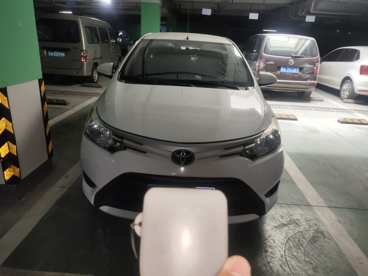 Toyota Vios 2015 car image #2