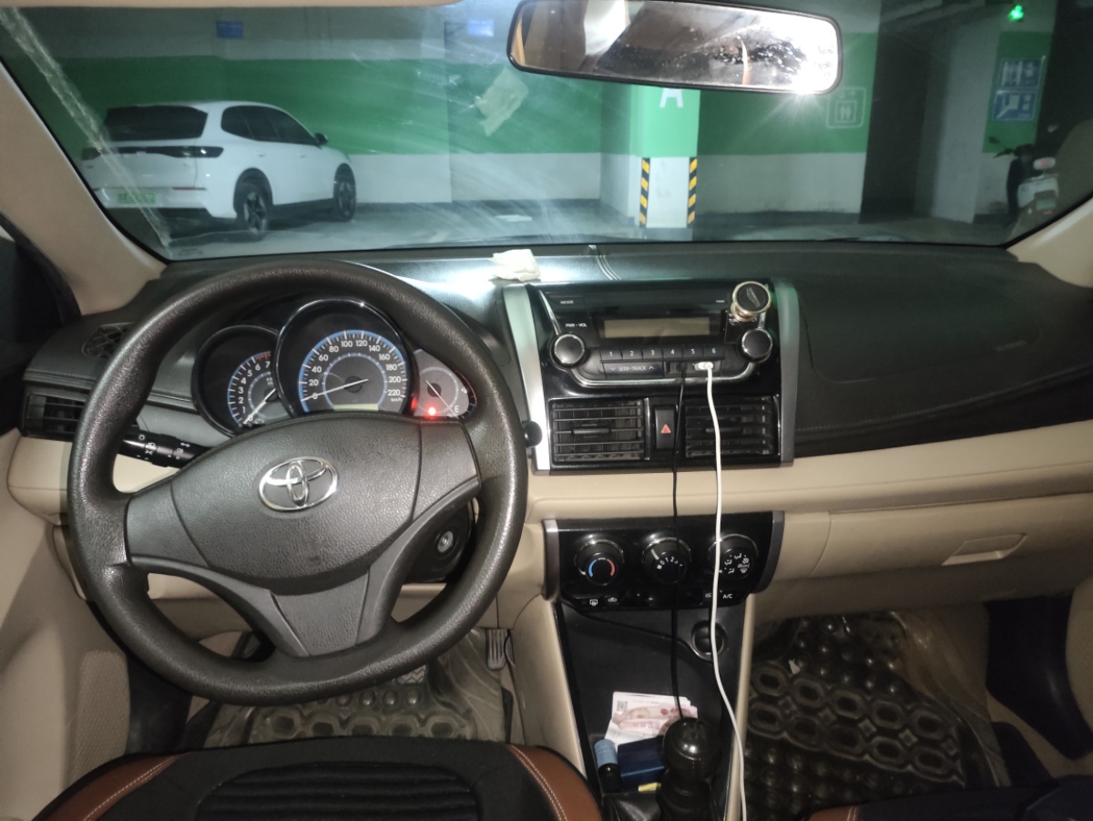 Toyota Vios 2015 car image #7