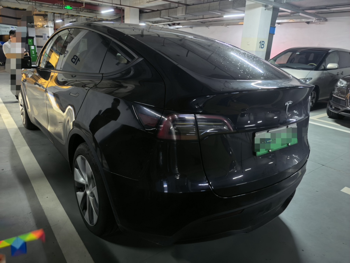 Tesla Model Y 2021 #4 Tesla Model Y 2021 car image #4