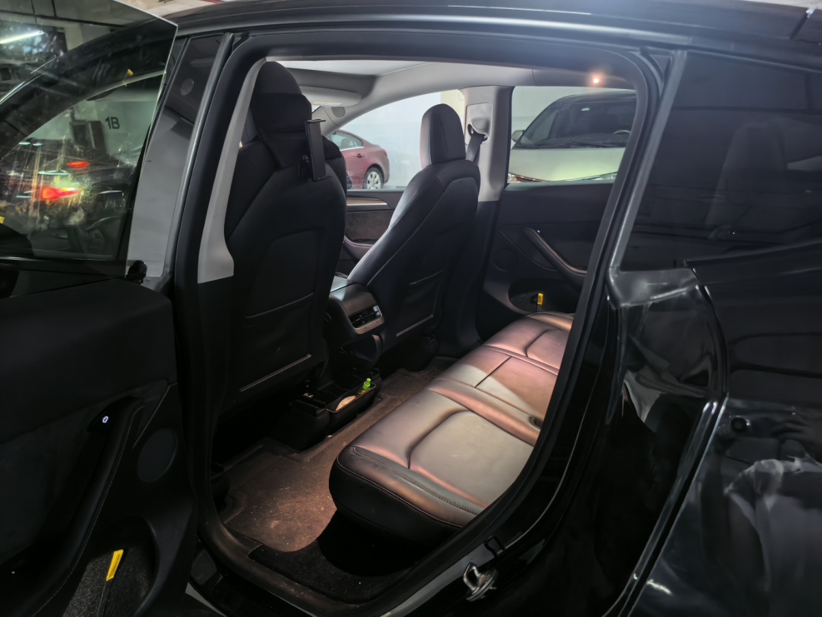 Tesla Model Y 2021 #2 Tesla Model Y 2021 car image #2