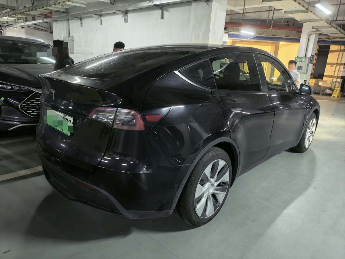 Tesla Model Y 2021 #5 Tesla Model Y 2021 car image #5