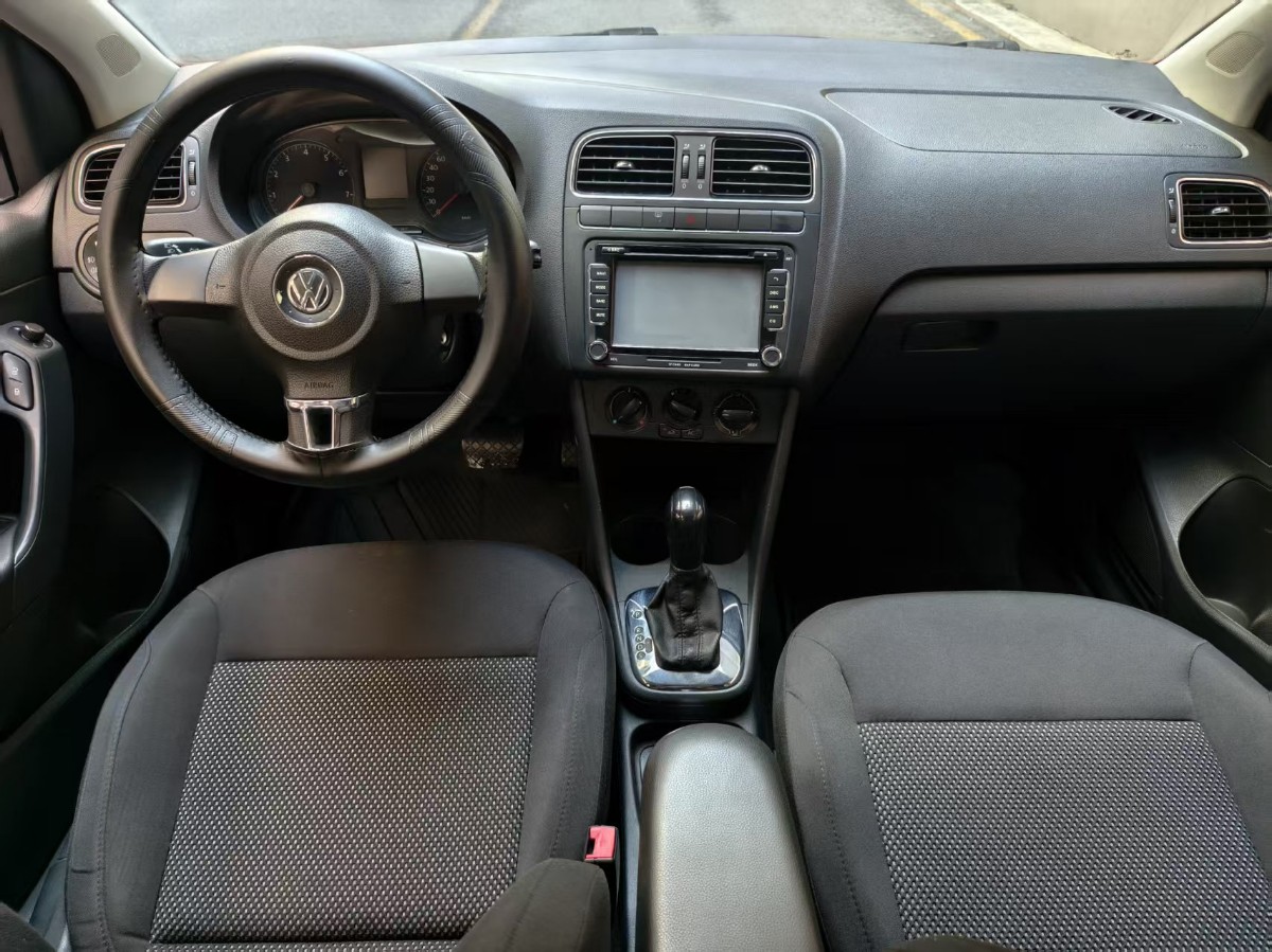 Volkswagen Polo 2014 #9 Volkswagen Polo 2014 car image #9