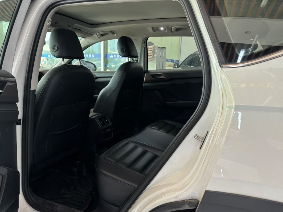 Volkswagen Tharu 2020 #6 Volkswagen Tharu 2020 car image #6