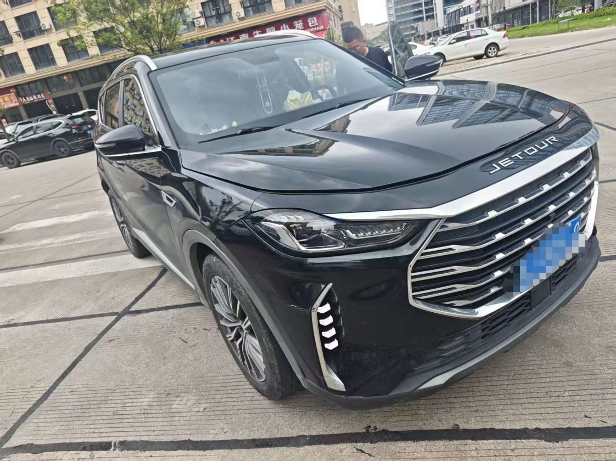 Jetour X70 PLUS 2024 car image #3