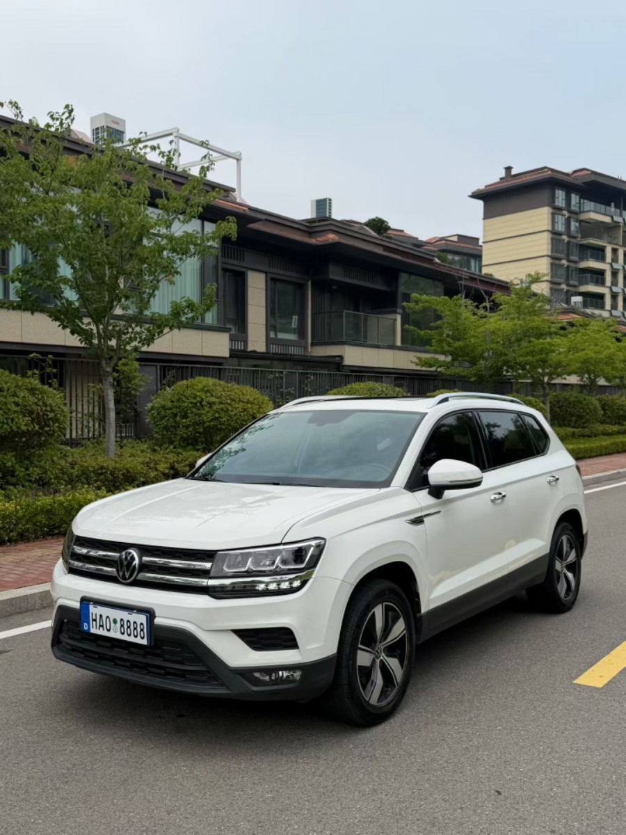 Volkswagen Tharu 2021 car image #3