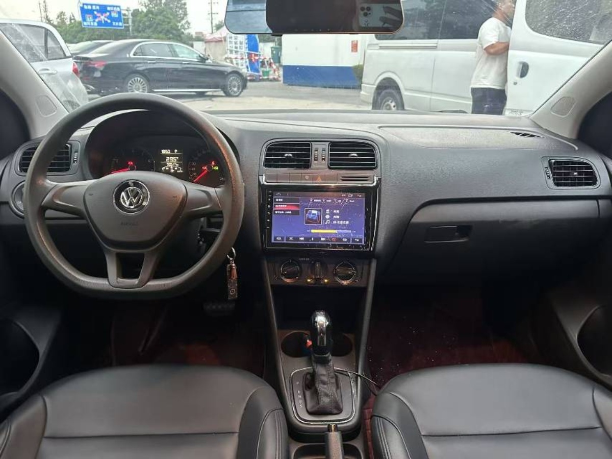 Volkswagen Polo 2017 #4 Volkswagen Polo 2017 car image #4