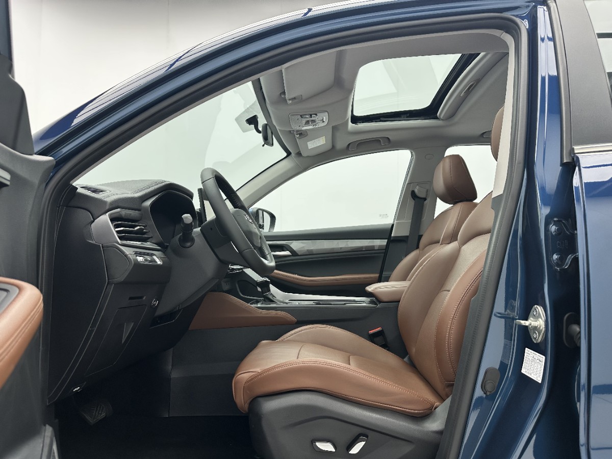 GEELY Vision X6 2023 car image #5