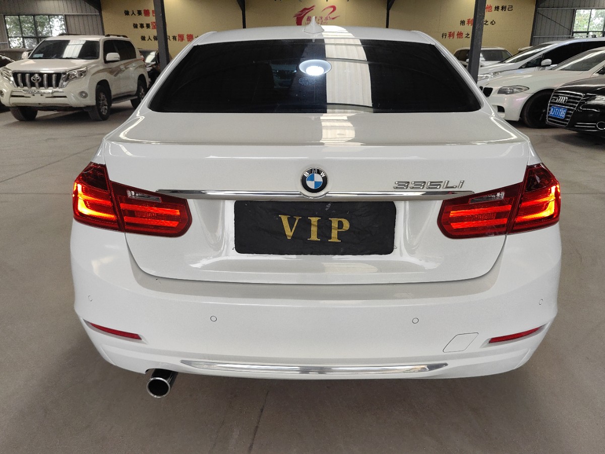 BMW 3 Series 2012 #9 BMW 3 Series 2012 car image #9