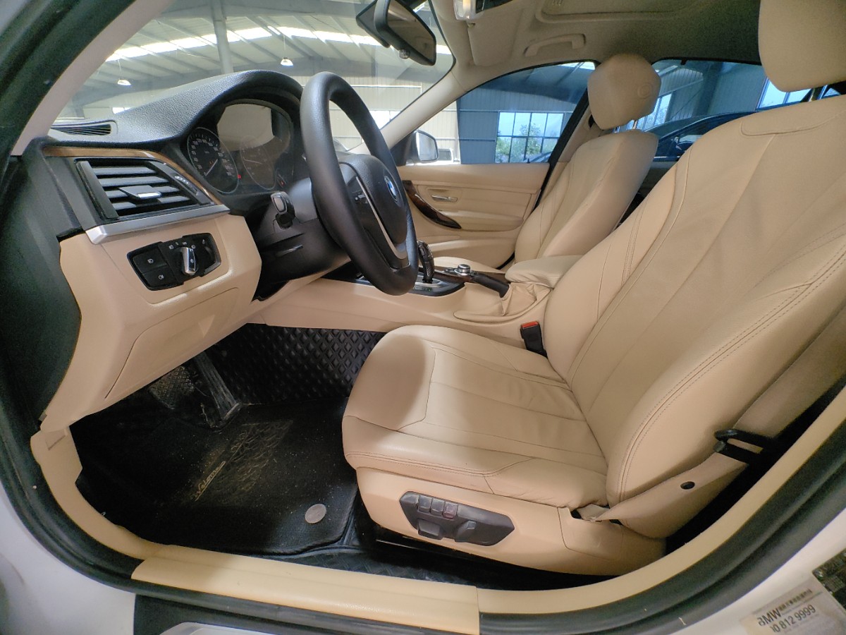 BMW 3 Series 2012 #4 BMW 3 Series 2012 car image #4