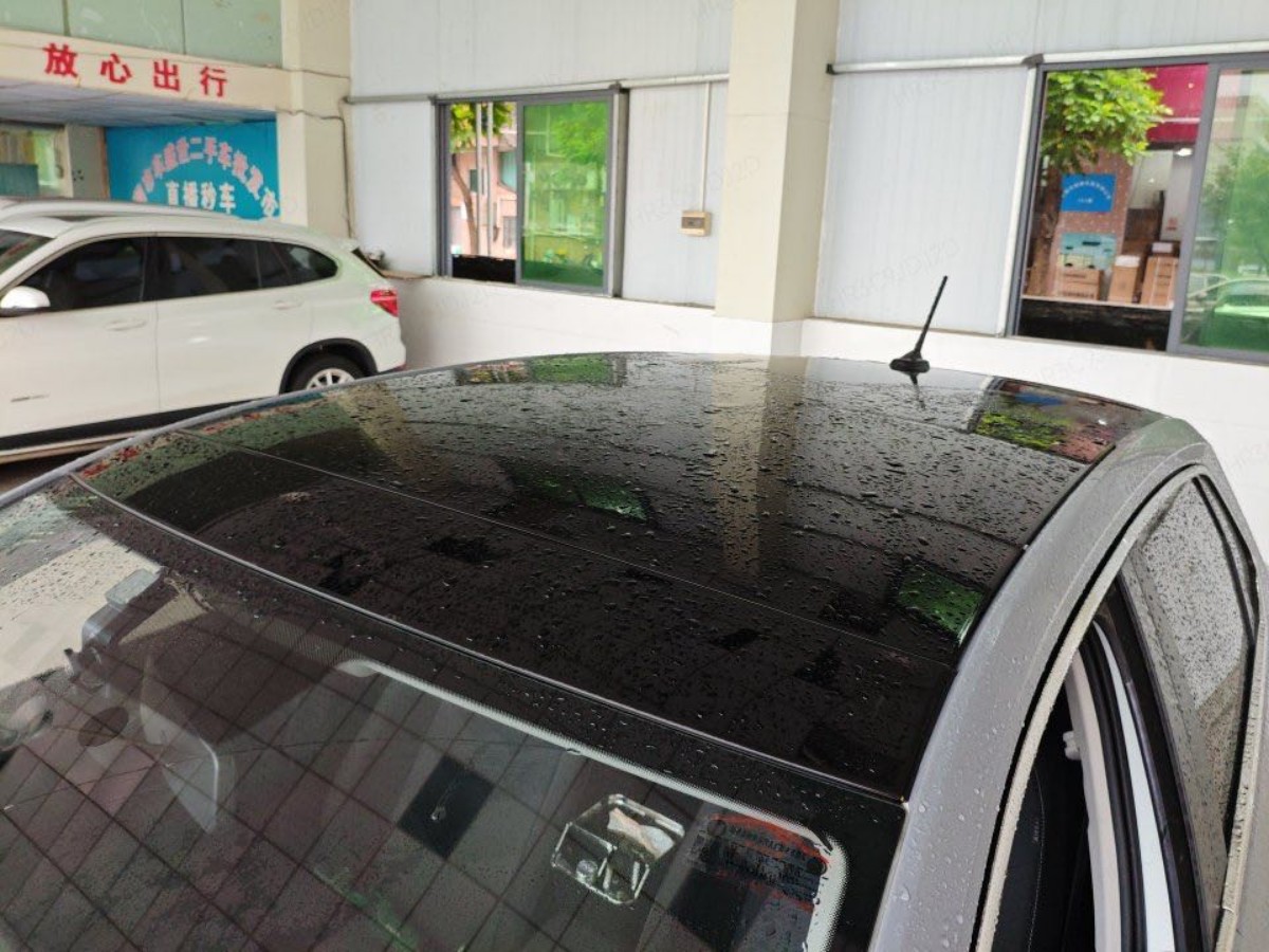Volkswagen Polo 2023 car image #9