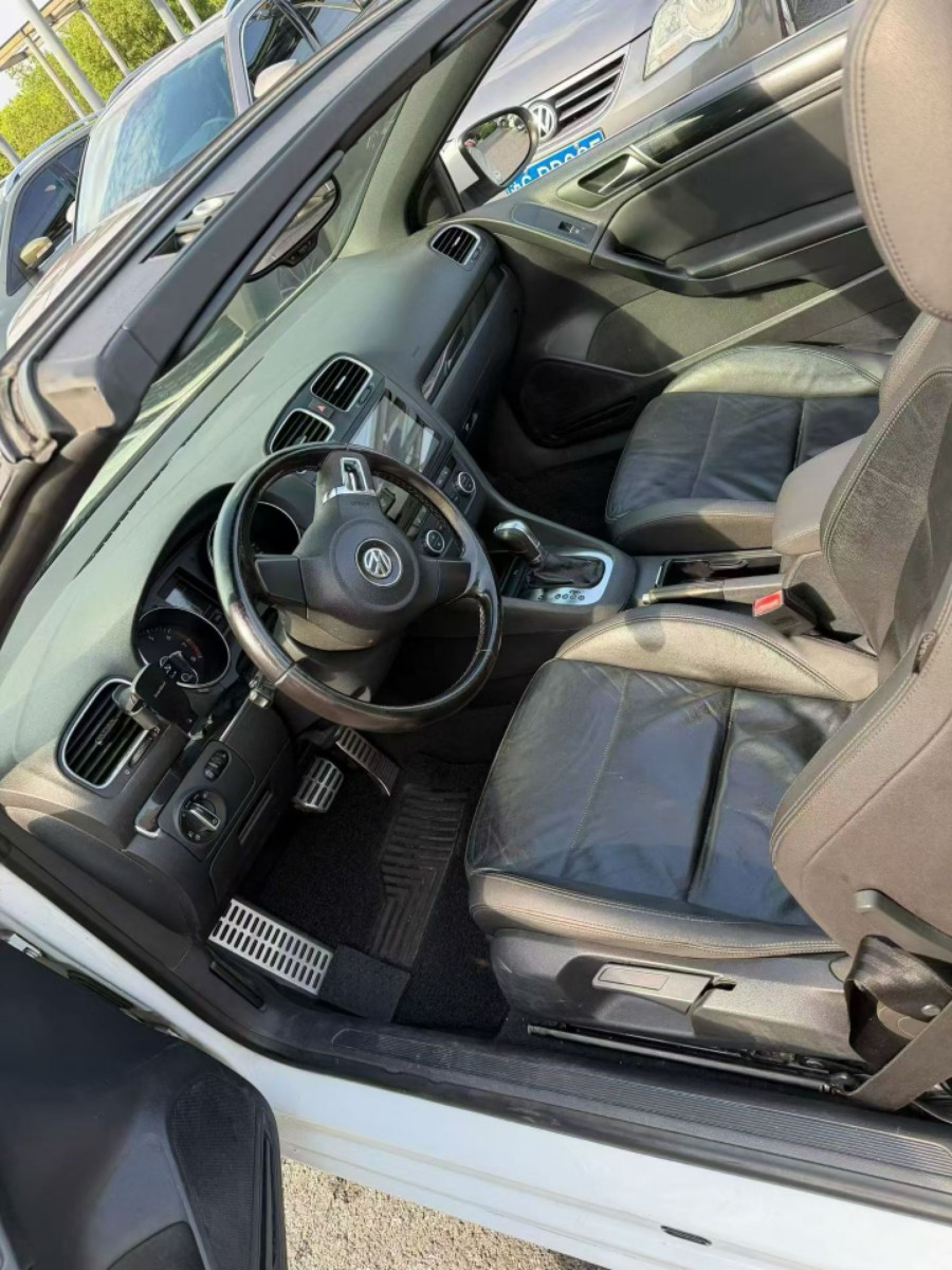 Volkswagen Golf (Imported) 2014 car image #6