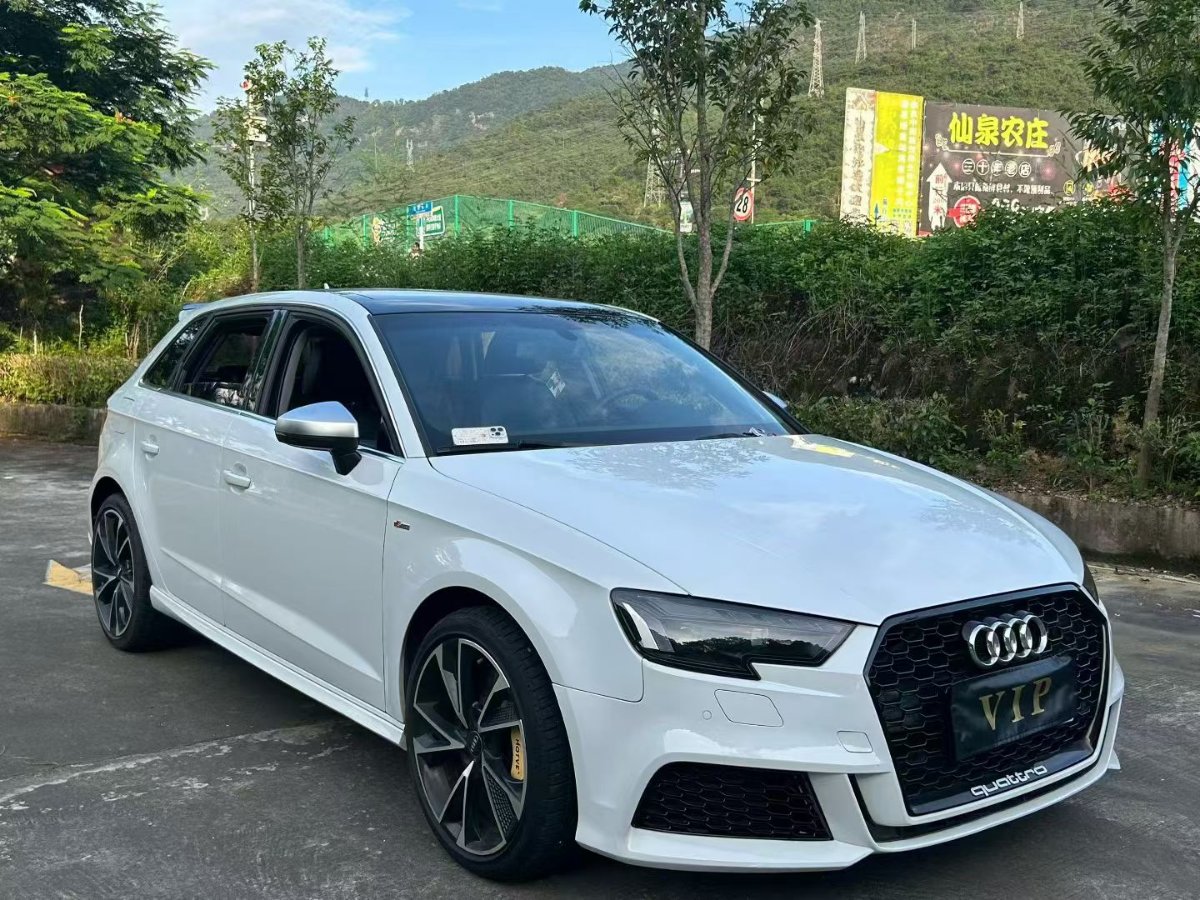 Audi A3 2018 car image #3