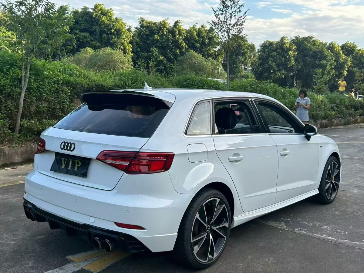 Audi A3 2018 car image #7