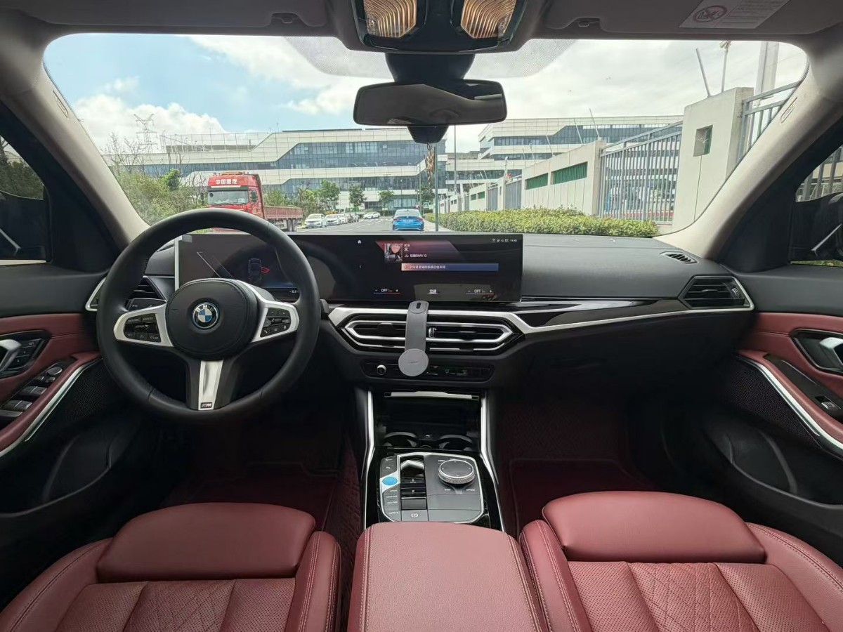 BMW i3 2023 car image #4