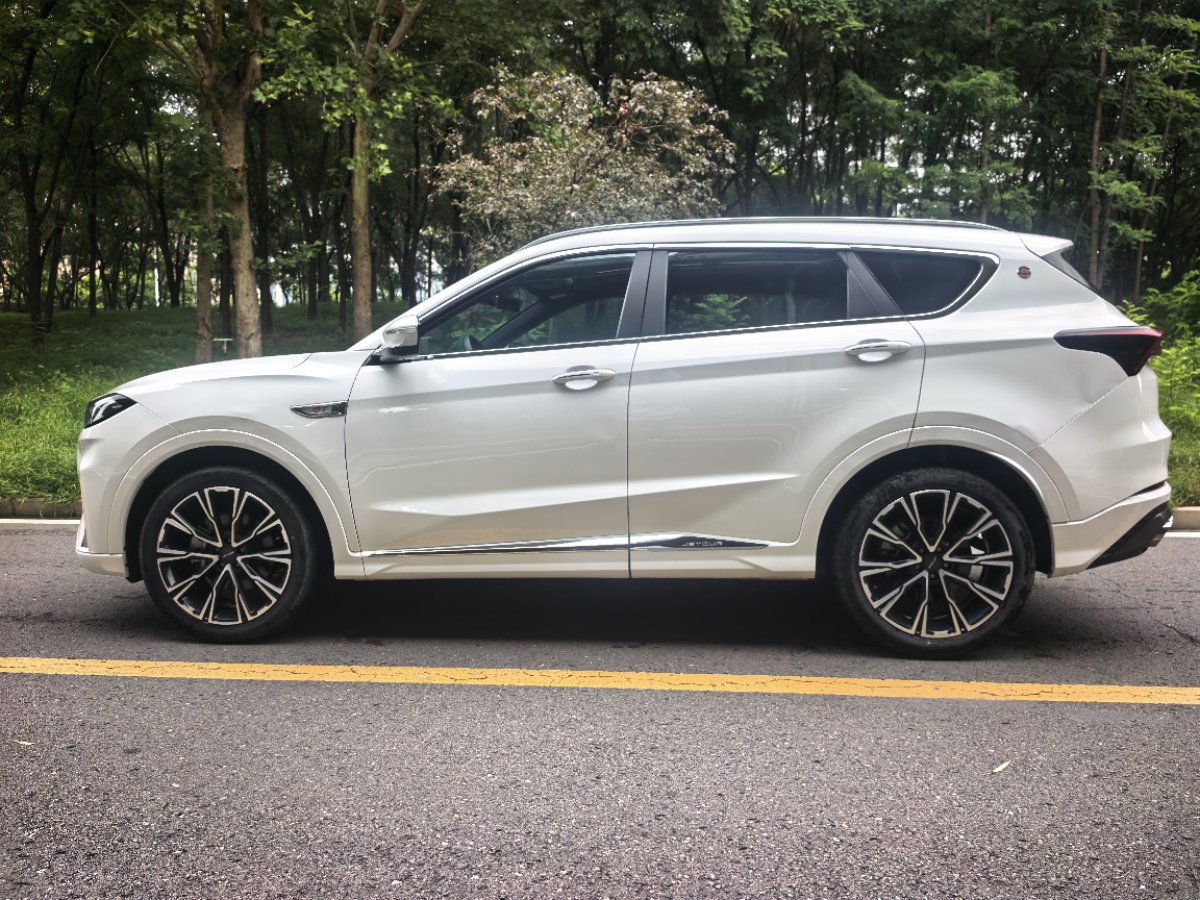 Jetour X70 PLUS 2022 car image #3
