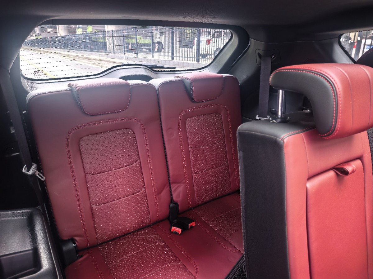 Jetour X70 PLUS 2022 car image #16