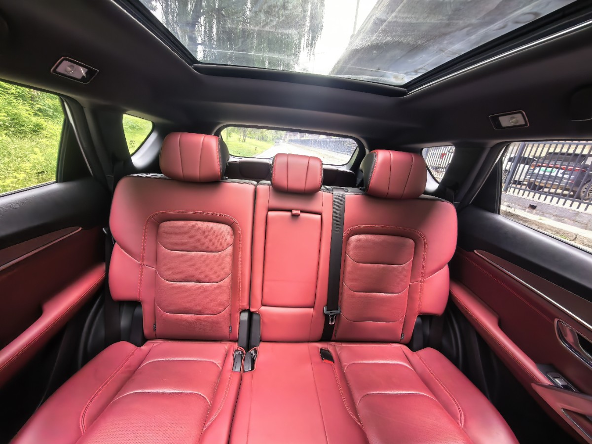 Jetour X70 PLUS 2022 car image #18
