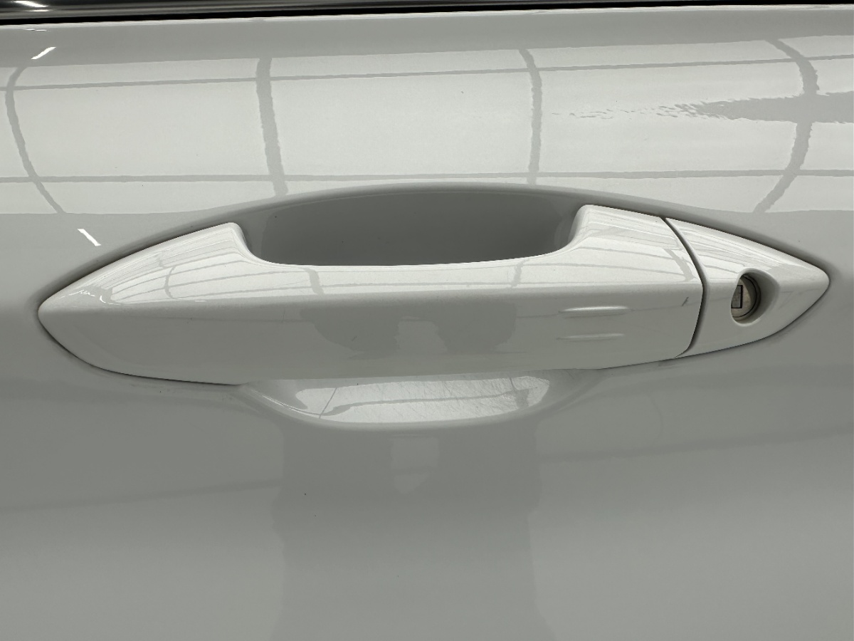GEELY Coolray 2022 car image #11