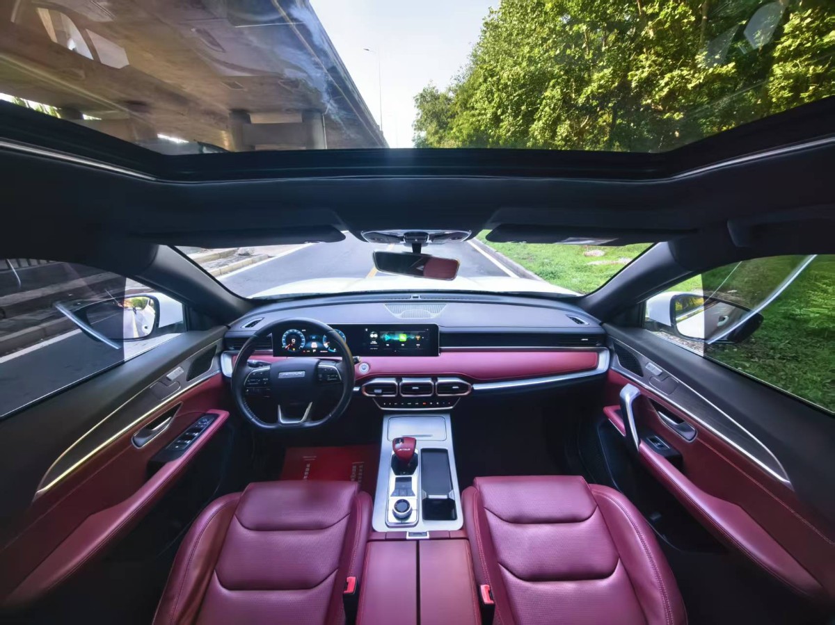 Jetour X70 PLUS 2024 car image #13