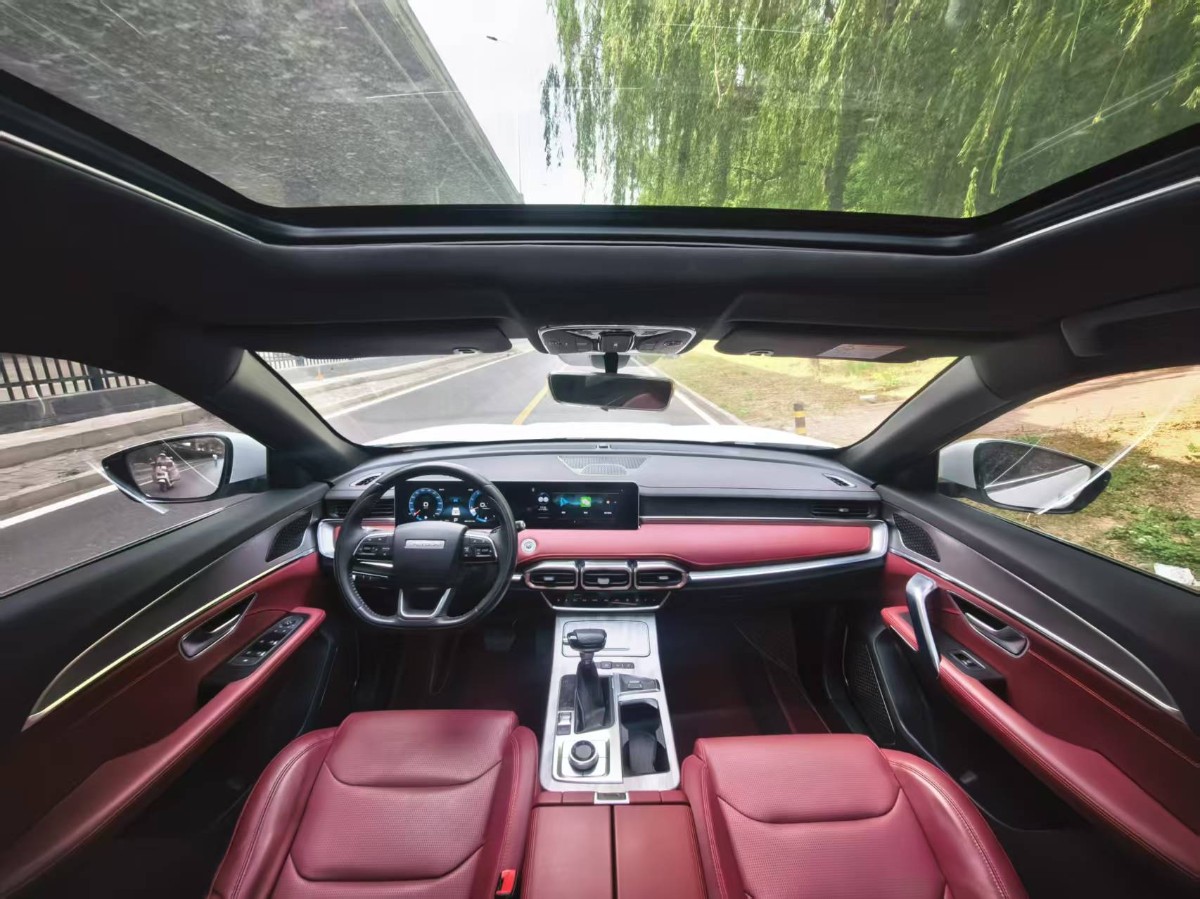 Jetour X70 PLUS 2024 car image #17