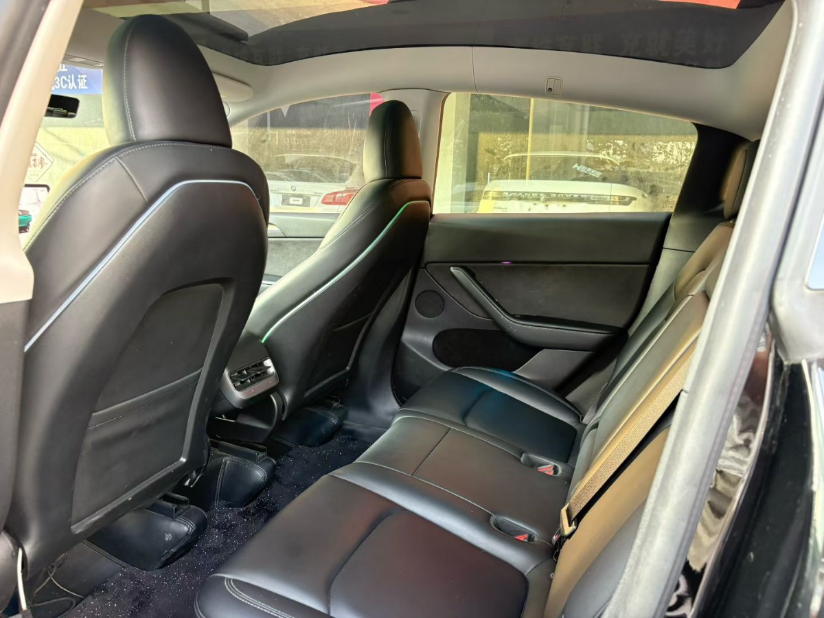Tesla Model Y 2023 #6 Tesla Model Y 2023 car image #6