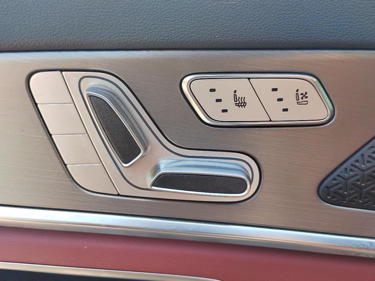 Jetour X70 PLUS 2025 #10 Jetour X70 PLUS 2025 car image #10