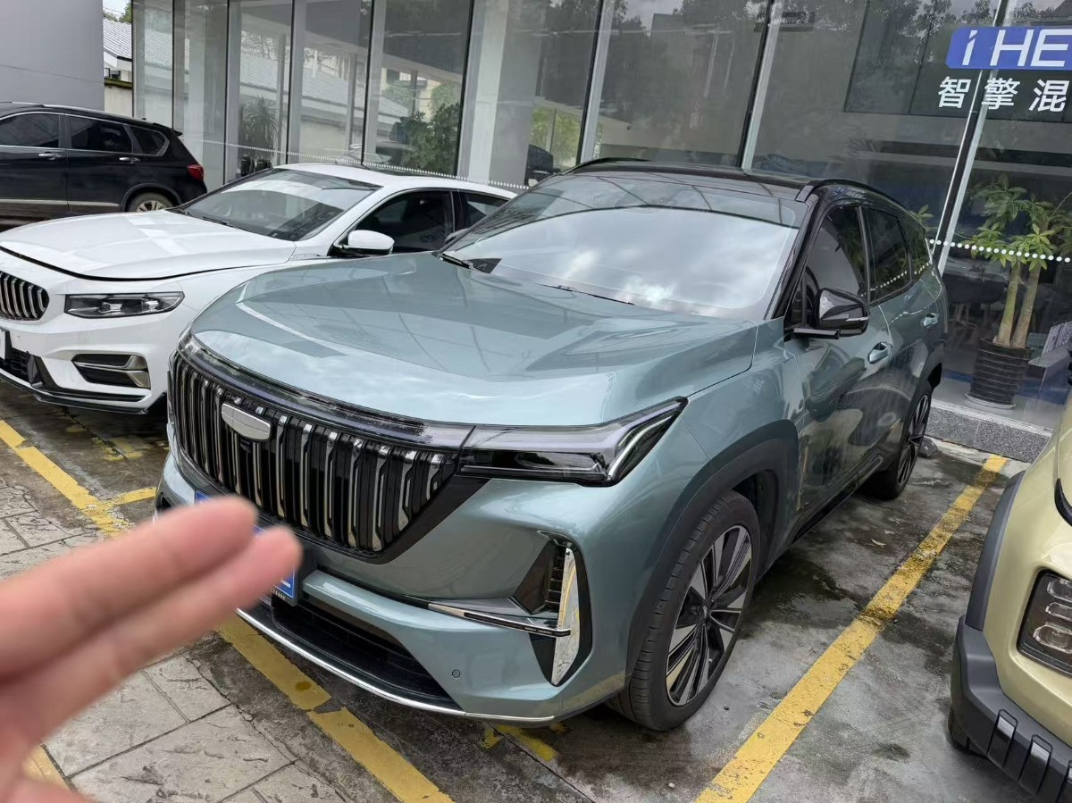 GEELY Boyue L 2025 car image 
